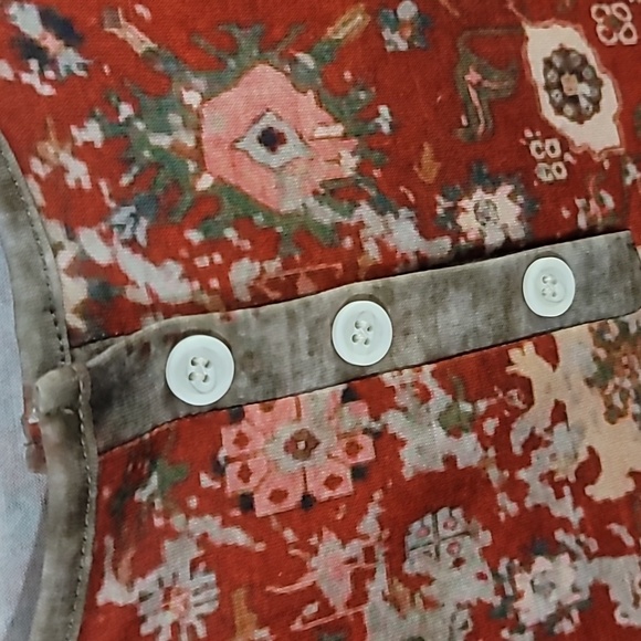 Bohemian Red and Green Women's Top - Picture 5 of 8